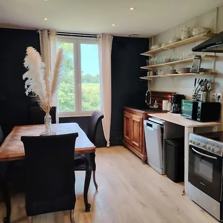 Gite Chez Caroline Ingalls * Le Mesnil-Villeman
